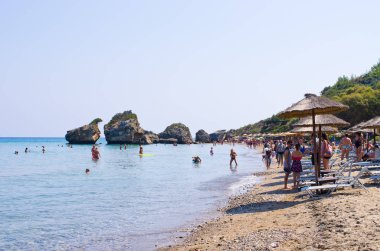 Zakynthos Island, Yunanistan - 06 Eylül 2016: Porto Zorro plaj. Adanın en ünlü plajlarından