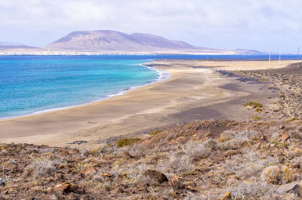 Pláž Risco Obklopená Útesy Ostrově Lanzarote Španělsko — Stock fotografie