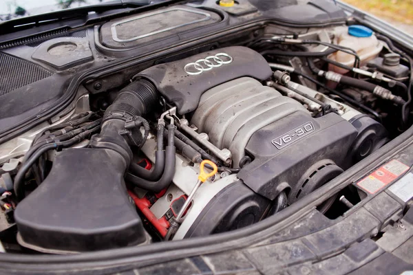 Κίεβο Ουκρανία Αυγούστου 2017 Μηχανοστάσιο Από Πολυτελή Αυτοκίνητα Audi — Φωτογραφία Αρχείου