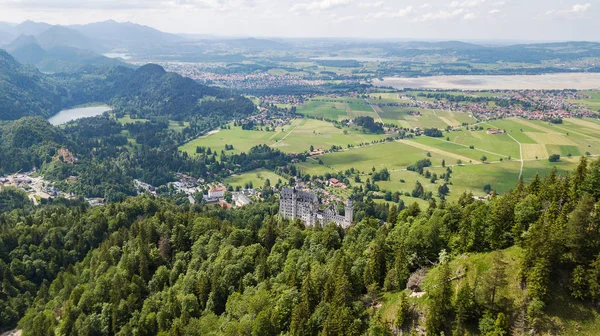 Widok Powietrza Zamku Zamku Neuschwanstein Alpejskich Gór — Zdjęcie stockowe