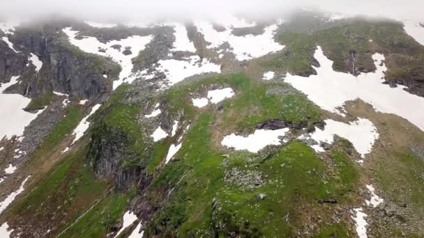 Ett Fågelperspektiv Snöklädda Högländerna Alperna Österrike — Stockvideo