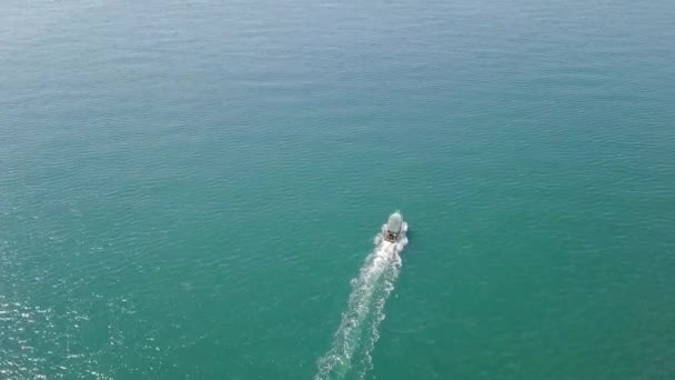 Aerial View Motor Boat Floats Sea — Stock Video