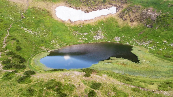 Dağ Gölü'nden kuşbakışı.