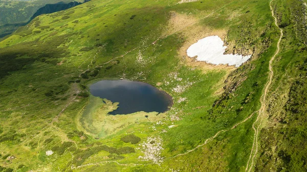 Dağ Gölü'nden kuşbakışı.