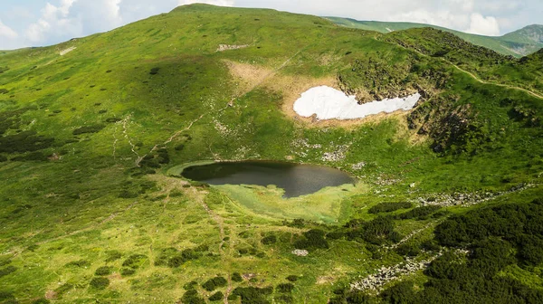 Dağ Gölü'nden kuşbakışı.
