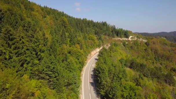 Veduta Aerea Della Strada Montagna Serpentina Vuota Croazia — Video Stock