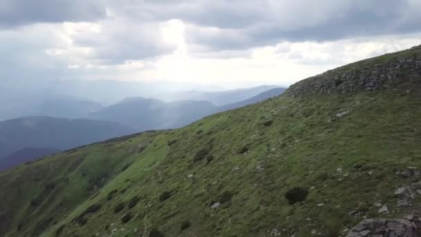 Luftaufnahme Der Gebirgsketten Karpaten Ukraine — Stockvideo