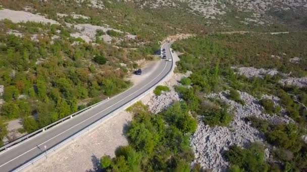 Hırvatistan Dağ Yolu Havadan Görünümü — Stok video