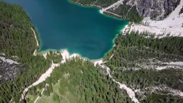 Légi Felvétel Kristály Tiszta Lago Braies — Stock videók