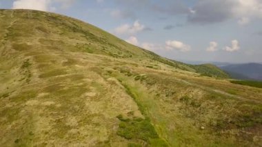 Patika Karpat Dağları'nda havadan görünümü