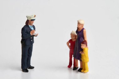 kadın polis trafik polisi ceza yazma 