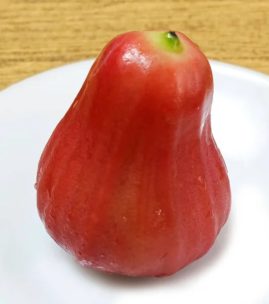 Γλυκού Νερού Κόκκινο Ώριμο Μήλο Μήλο Αυξήθηκε Γκουάβα Νερό Jambu — Φωτογραφία Αρχείου