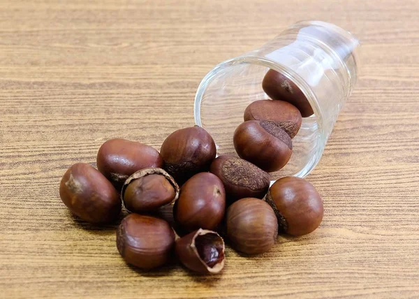 Gıda ve mutfağı, geleneksel kavrulmuş kestane yüksek C vitamini ve piridoksin, folat, Riboflavin, tiamin Vitamin B.