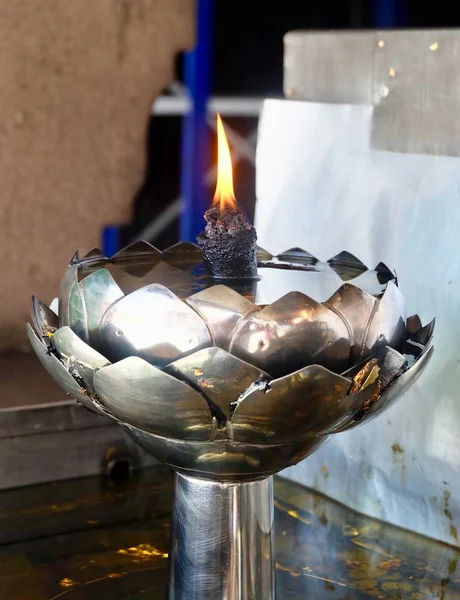 Gasoline Lamp or Oil Lamp in Lotus Shape — Stock Photo, Image