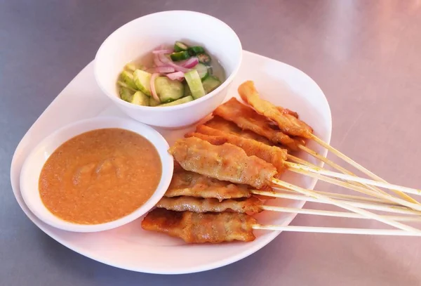 Grilled Pork Satay with Cucumber Salad on A Dish — Stock Photo, Image