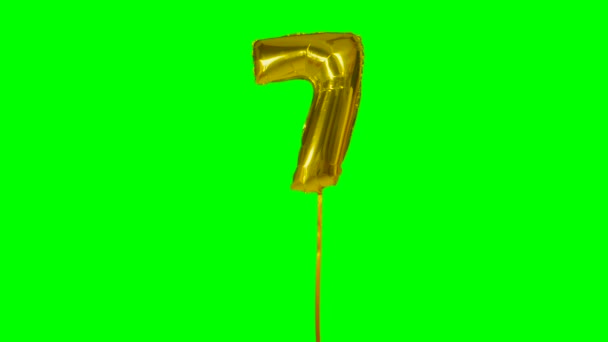 Szám Hét Születésnapi Évforduló Arany Léggömb Lebeg Zöld Képernyő — Stock videók