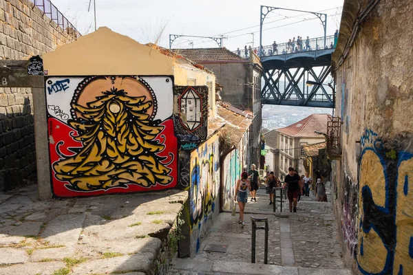 Porto Portugal Setembro 2018 Pessoas Que Ascendem Escadas Rua Codecal — Fotografia de Stock