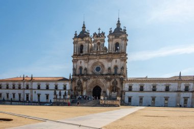 Alcobaca, Portekiz - 22 Eylül 2018: Manastırı, Santa Maria de Alcobaca, olarak da bilinen gerçek Abbey, Santa Maria de Alcobaca Leiria District, Portekiz