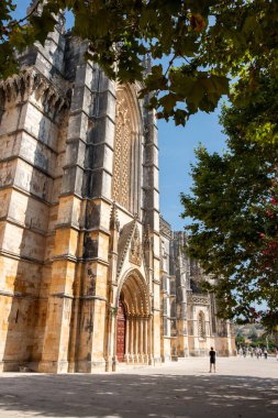 Batalha, Portekiz - 22 Eylül 2018: Batalha Leiria District, Portekiz Manastırı dış ayrıntılarını