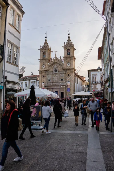 Braga Portugal Diciembre 2018 Temporada Navideña Las Calles Ciudad Llenan — Foto de Stock