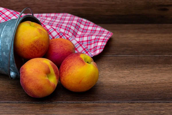 Peaches Bucket Picnic Tabletop Wooden Background Copy Space — Stock Photo, Image