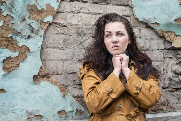 Portrait of a sad woman outdoors closeup. — Stock Photo, Image