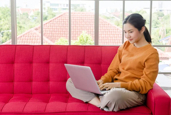 Beaux Étudiants Adolescents Étudiant Travaillant Maison Pandémie Coronavirus Covid Causé — Photo