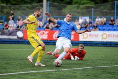 Minsk, Beyaz Rusya - 29 Haziran 2018: futbol oyuncusu Fc Luch ve Fc Bate Olimpiyskiy Stadı nda Beyaz Rusya Premier Ligi Futbol maçı sırasında bir hedef puanları.