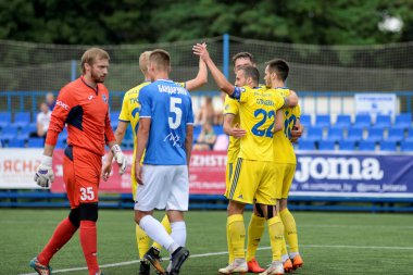 Minsk, Beyaz Rusya - 29 Haziran 2018: Futbolcular Fc Luch ve Fc Bate Olimpiyskiy Stadı nda Beyaz Rusya Premier Ligi Futbol maçı sırasında hedef kutlamak.