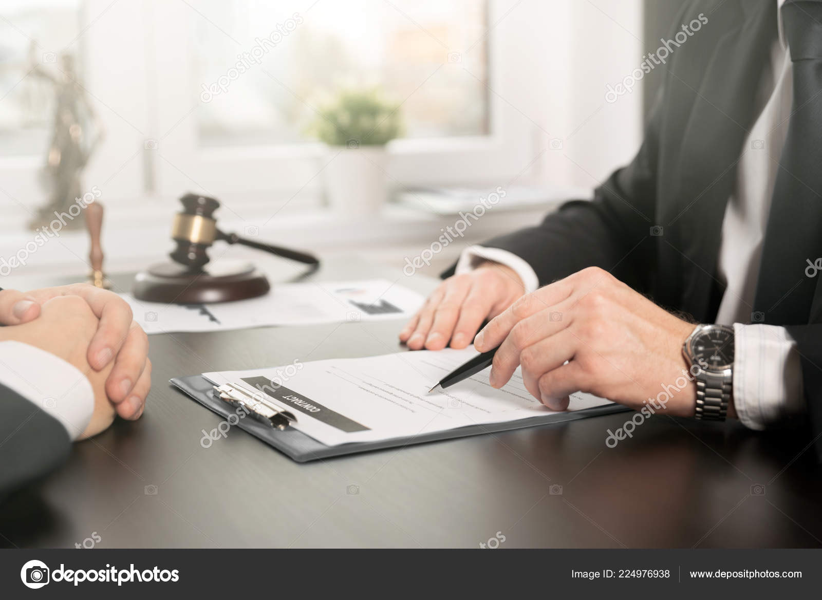 Contrats de services de rencontres