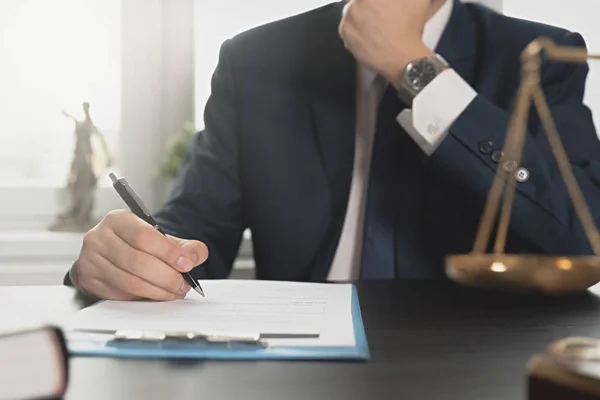 Lawyer Working Documents Justice Law Attorney Concept Man Signing Contract — Stock Photo, Image