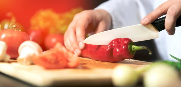 Шеф Готує Свіжі Овочі Кулінарія Концепція Здорового Харчування — стокове фото
