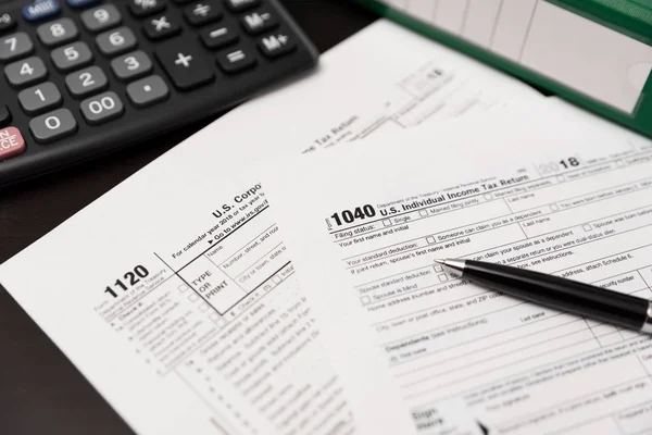 Individual Income Tax Return Usa Tax Forms Desk — Stock Photo, Image