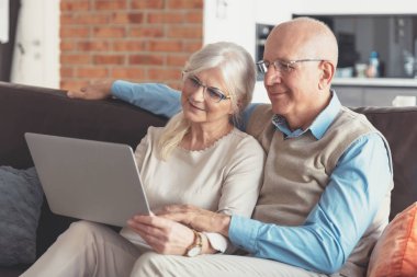 Üst düzey çift birlikte browsing belgili tanımlık enterne