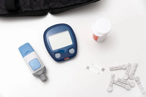 Glucometer, blood sugar measurement for diabetes — Stock Photo, Image