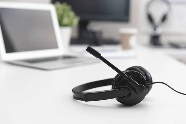 Headset Call Center Hotline Support Concept Office Customer Service Support — Stock Photo, Image