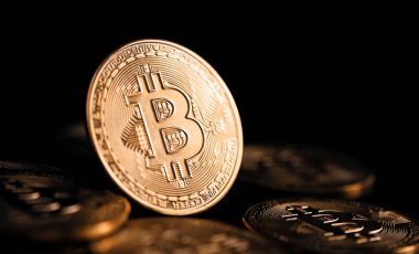 Bitcoin kripto para yığını. Engelleme zinciri transfer kavramı