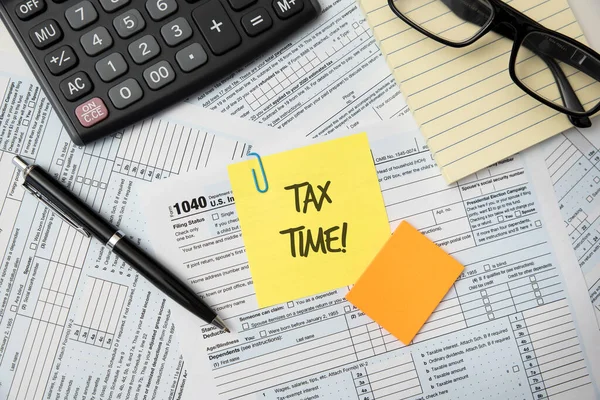 税收时间概念 美国税收表 退税概念 — 图库照片