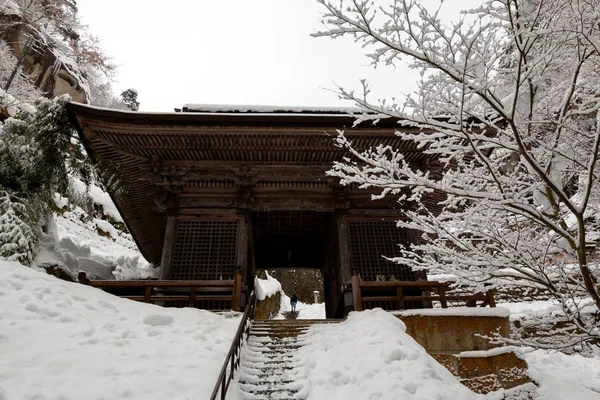 Yamagata Japón Ene 2017 Fiel Hombre Caminando Por Escalera Cubierta — Foto de Stock