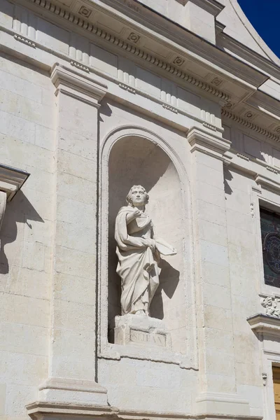 Statue Church Richelieu Indre Loire Centre Val Loire France — Stock Photo, Image