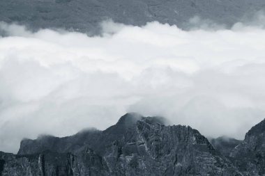 Pico dağlarda Areeiro, Madeira, Portekiz yapmak