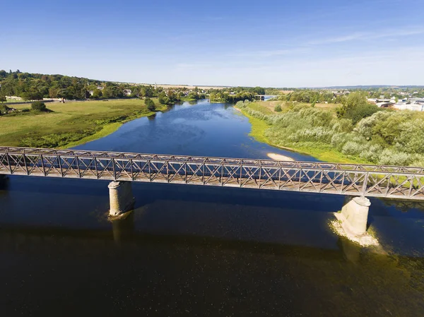 Мост Ile Bouchard Indre Loire Centre Val Loire France — стоковое фото