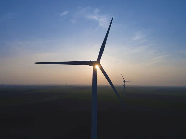 Windgeneratoren, Santilly, Eure-et-Loir, Centre-Val de Loire, Fr — Stockfoto