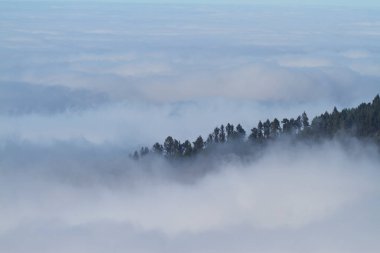 Teide Ulusal Parkı 'ndan bulutlar, Tenerife Adası, İspanya