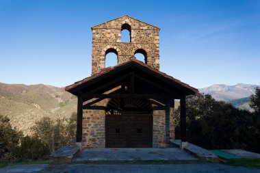 San Miguel ermitage, Camaleno, Asturias, İspanya