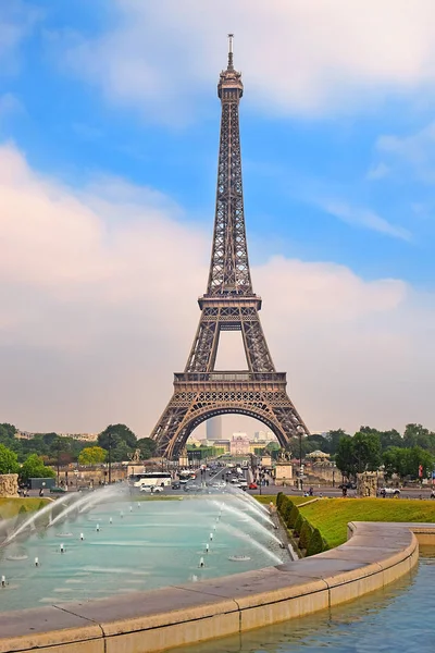 Vista Torre Eiffel Fonte Varsóvia Dos Jardins Trocadero Paris França — Fotografia de Stock