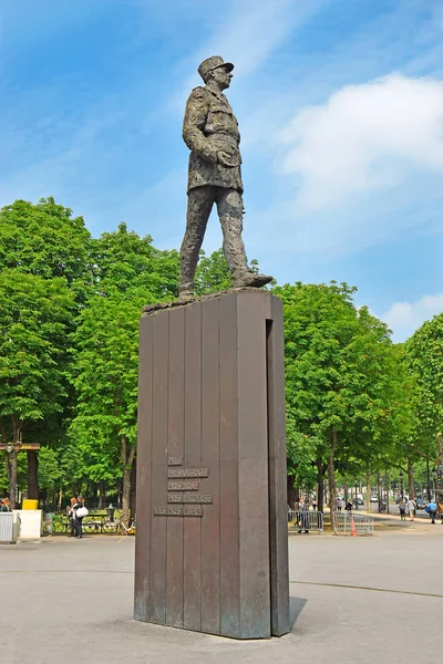 Párizs Franciaország 2018 Emlékmű Francia Általános Államférfi Charles Gaulle Avenue — Stock Fotó