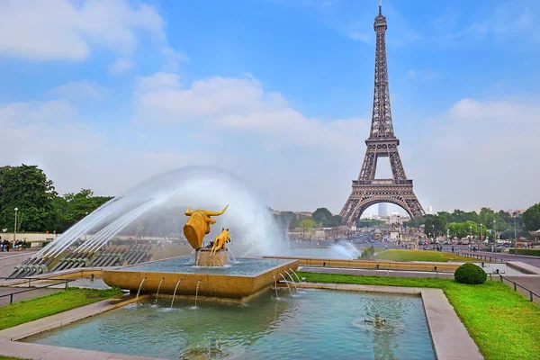 Paris France Mai 2018 Skulptur Taureau Daim Stier Und Hirsch — Stockfoto