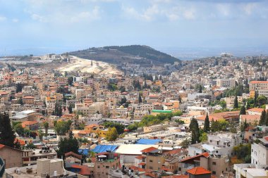 panoramik manzaralı modern Nazareth, Celile, şehirde Kuzey İsrail, burada çocukluk ve gençlik İsa'nın geçti
