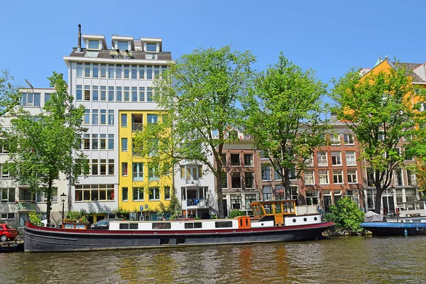 Amsterdam North Holland Netherlands Mai 2018 Hausboot Auf Dem Kanal — Stockfoto